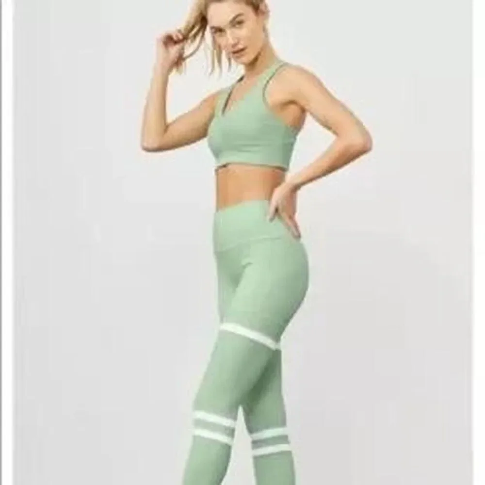 ALO YOGA High-Waist Legit Legging Pant Ribbed Airbrush Size M